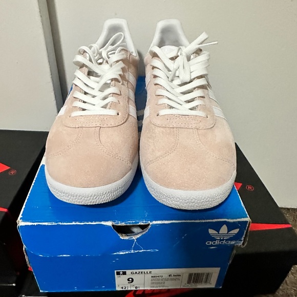 Adidas gazelle sz 9 - Picture 3 of 4